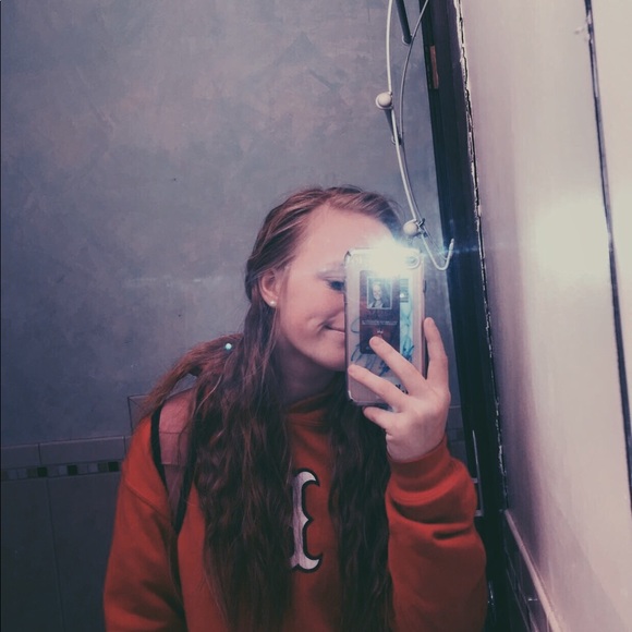 Meet your Posher, Leann - Picture 1 of 1